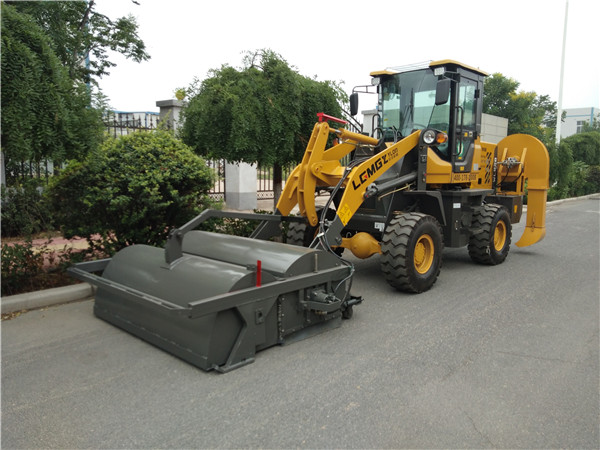 河南拋丸機(jī),河南同步碎石封層車,河南無(wú)塵清掃機(jī),河南拋丸機(jī)廠家|河南億龍機(jī)械設(shè)備有限公司 河南拋丸機(jī),河南同步碎石封層車,河南無(wú)塵清掃機(jī),河南拋丸機(jī)廠家|河南億龍機(jī)械設(shè)備有限公司
